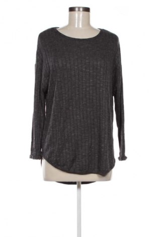 Дамска блуза Unbranded, Размер M, Цвят Сив, Цена 2,04 €