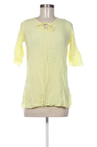 Дамска блуза Unbranded, Размер M, Цвят Жълт, Цена 2,04 €