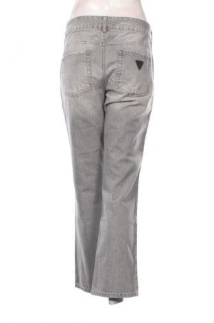 Damskie jeansy Guess, Rozmiar L, Kolor Szary, Cena 130,99 zł