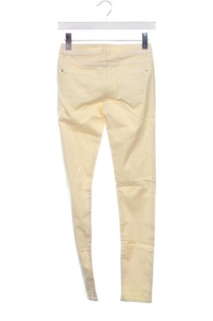 Дамски дънки Unbranded, Размер S, Цвят Жълт, Цена 2,04 €