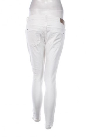 Γυναικείο Τζίν Zara, Μέγεθος M, Χρώμα Λευκό, Τιμή 5,99 €