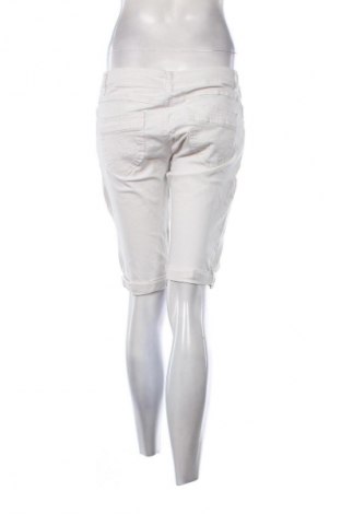 Női rövidnadrág Edc By Esprit, Méret M, Szín Bézs, Ár 2 439 Ft