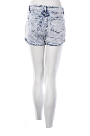 Dámské kraťasy  Fb Sister, Velikost S, Barva Vícebarevné, Cena  89,00 Kč