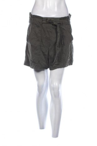 Dámské kraťasy  H&M, Velikost M, Barva Zelená, Cena  241,00 Kč