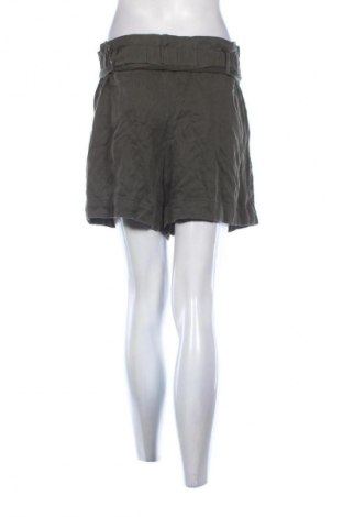 Dámské kraťasy  H&M, Velikost M, Barva Zelená, Cena  241,00 Kč