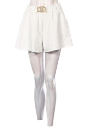 Дамски къс панталон NEW COLLECTION, Размер M, Цвят Бял, Цена 39,88 €