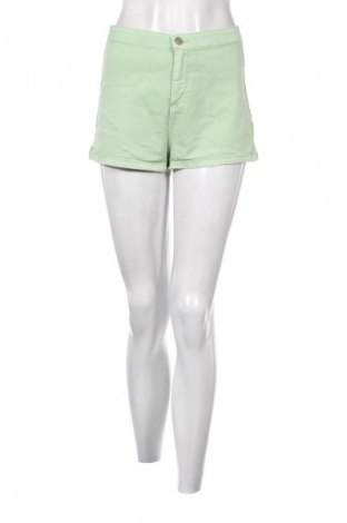 Damen Shorts Pull&Bear, Größe M, Farbe Grün, Preis € 3,99
