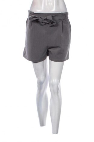 Damen Shorts Pull&Bear, Größe M, Farbe Grau, Preis € 5,99