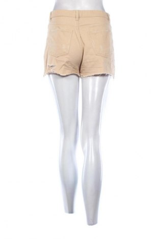 Дамски къс панталон Terranova, Размер M, Цвят Бежов, Цена 3,57 €