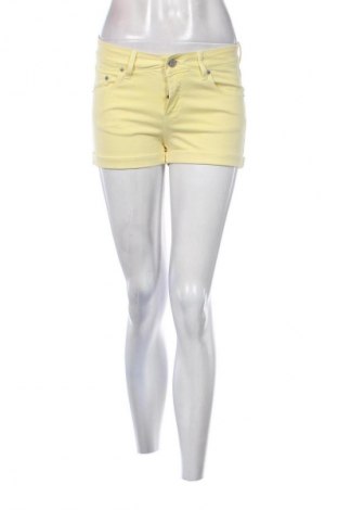 Női rövidnadrág Zara, Méret S, Szín Sárga, Ár 1 289 Ft