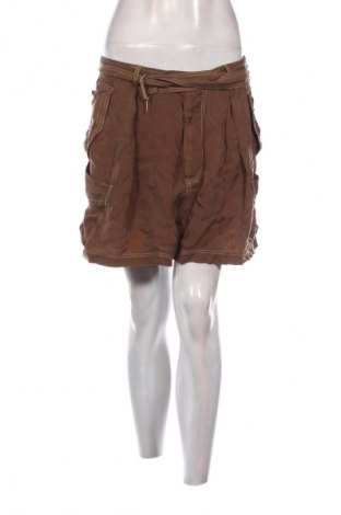 Дамски къс панталон Zara, Размер S, Цвят Бежов, Цена 5,68 €