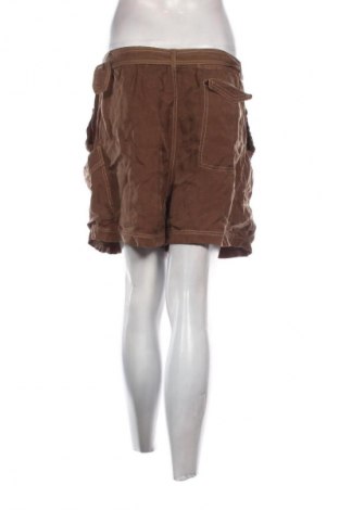 Дамски къс панталон Zara, Размер S, Цвят Бежов, Цена 5,68 €