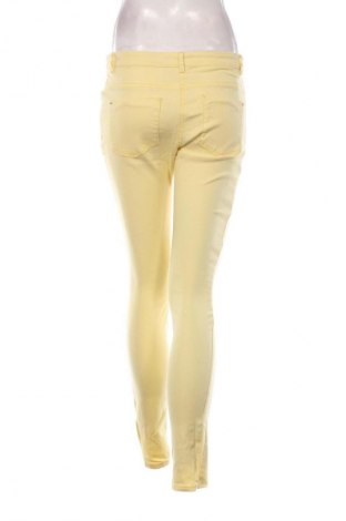 Дамски панталон H&M, Размер M, Цвят Жълт, Цена 4,60 €
