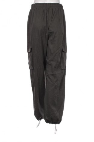 Damenhose ONLY, Größe M, Farbe Grün, Preis € 4,99