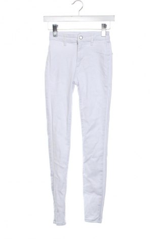 Dámské kalhoty  ONLY, Velikost XS, Barva Bílá, Cena  159,00 Kč