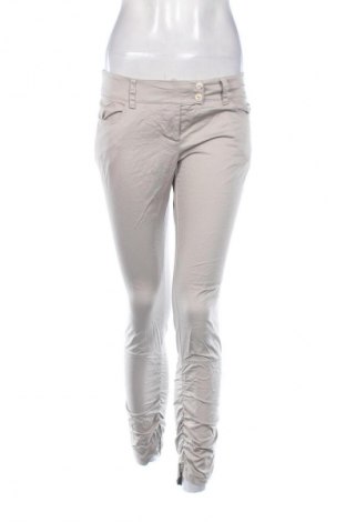 Női nadrág Rinascimento, Méret S, Szín Bézs, Ár 3 124 Ft