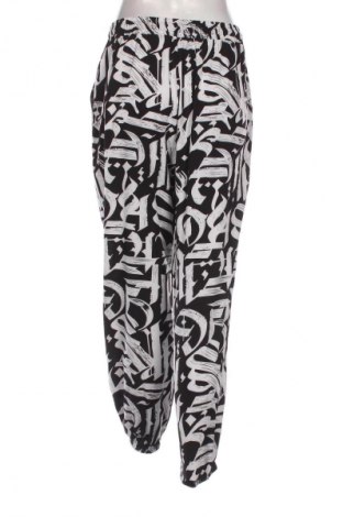 Damenhose SHEIN, Größe S, Farbe Mehrfarbig, Preis 9,99 €