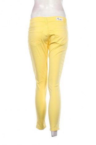 Дамски панталон Unbranded, Размер M, Цвят Жълт, Цена 5,62 €