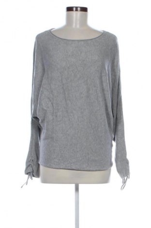 Dámský svetr Stradivarius, Velikost S, Barva Šedá, Cena  229,00 Kč