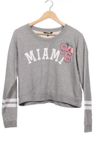 Детска блуза New Look, Размер 14-15y/ 168-170 см, Цвят Сив, Цена 2,22 €