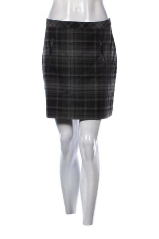 Rock Esprit, Größe M, Farbe Mehrfarbig, Preis € 6,99