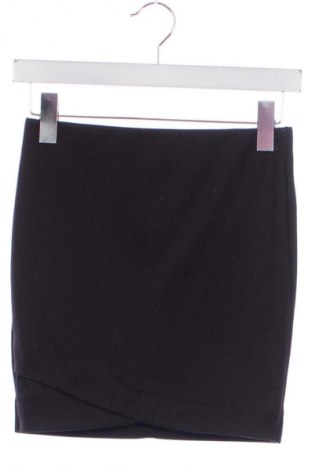 Пола H&M, Размер XS, Цвят Лилав, Цена 2,04 €