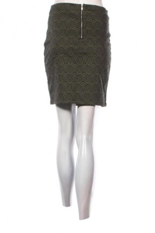 Sukně House, Velikost M, Barva Vícebarevné, Cena  55,00 Kč