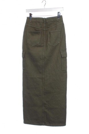 Пола Reserved, Размер XS, Цвят Зелен, Цена 5,62 €