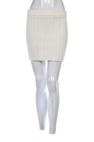Szoknya Zara, Méret S, Szín Ekrü
, Ár 2 000 Ft
