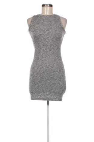 Sukienka Atmosphere, Rozmiar M, Kolor Szary, Cena 21,99 zł