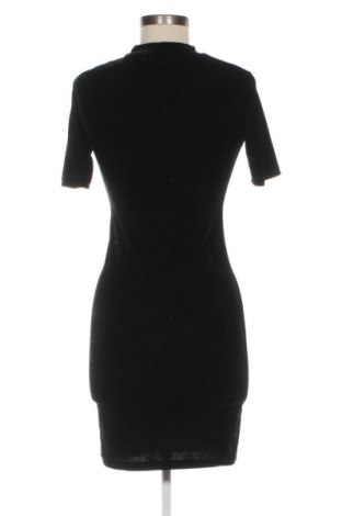 Sukienka Atmosphere, Rozmiar M, Kolor Czarny, Cena 19,99 zł