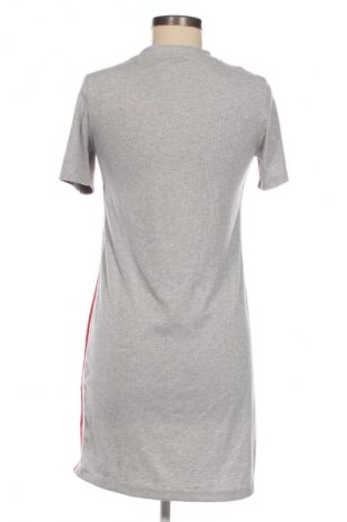 Φόρεμα Bershka, Μέγεθος M, Χρώμα Γκρί, Τιμή 2,99 €
