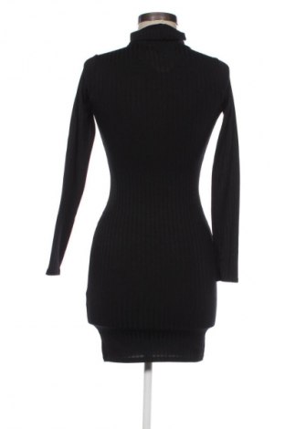 Ruha Boohoo, Méret S, Szín Fekete, Ár 3 579 Ft