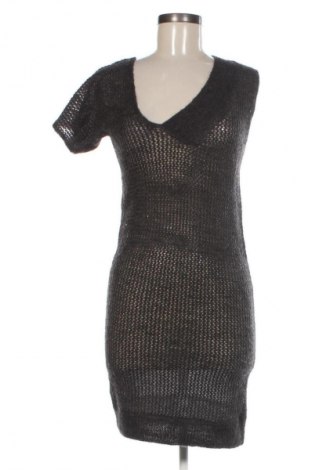 Ruha Calvin Klein, Méret S, Szín Szürke, Ár 3 449 Ft