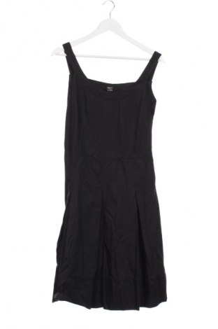 Šaty  Esprit, Velikost M, Barva Černá, Cena  329,00 Kč