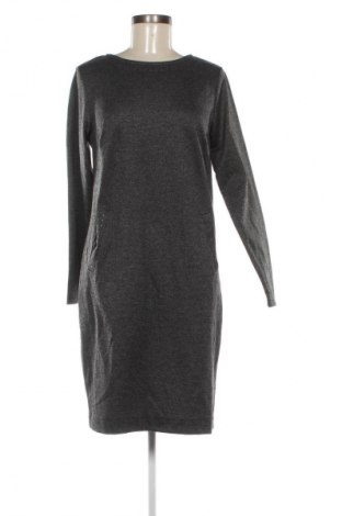 Kleid Essentials, Größe S, Farbe Mehrfarbig, Preis 2,99 €