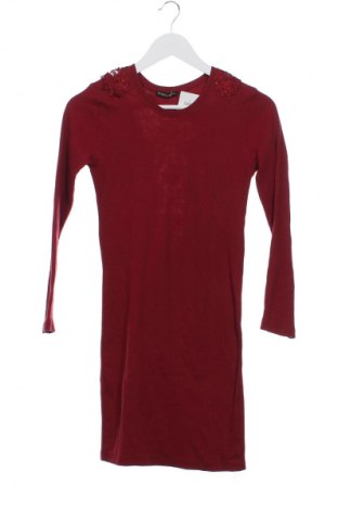 Šaty  Fashion nova, Velikost XS, Barva Červená, Cena  49,00 Kč