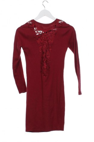 Šaty  Fashion nova, Velikost XS, Barva Červená, Cena  49,00 Kč