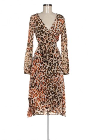 Ruha Guess, Méret M, Szín Sokszínű, Ár 35 749 Ft