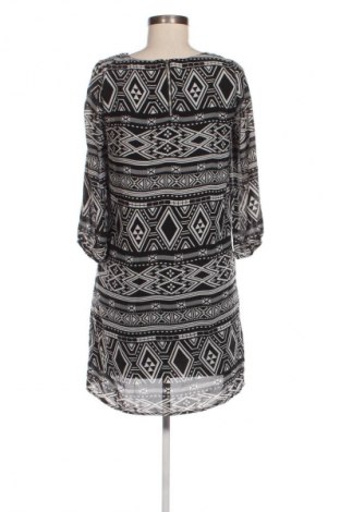 Šaty  H&M, Velikost S, Barva Vícebarevné, Cena  89,00 Kč