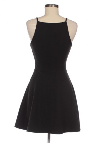 Šaty  H&M Divided, Velikost S, Barva Černá, Cena  169,00 Kč