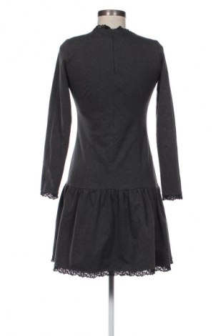 Ruha Makadamia, Méret M, Szín Szürke, Ár 969 Ft