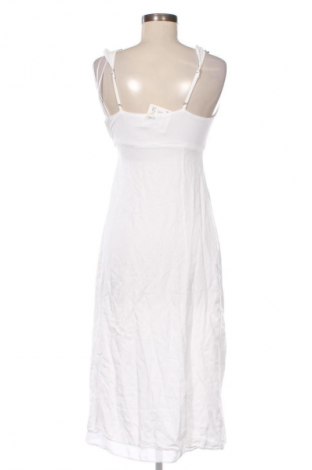 Sukienka Pull&Bear, Rozmiar S, Kolor Biały, Cena 49,99 zł