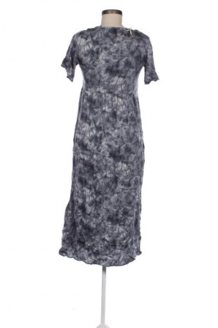 Šaty  Pull&Bear, Velikost S, Barva Vícebarevné, Cena  189,00 Kč