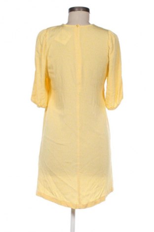 Šaty  Reserved, Velikost M, Barva Vícebarevné, Cena  164,00 Kč