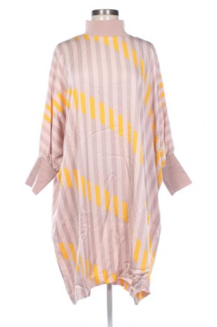 Рокля Selected Femme, Размер L, Цвят Пепел от рози, Цена 6,64 €