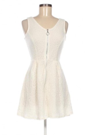 Ruha Sinsay, Méret S, Szín Fehér, Ár 2 749 Ft