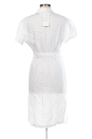 Kleid Sisley, Größe M, Farbe Weiß, Preis 46,99 €