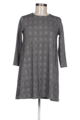 Ruha Stradivarius, Méret M, Szín Sokszínű, Ár 2 039 Ft