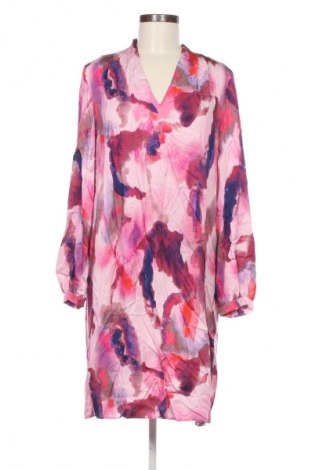 Kleid Taifun, Größe M, Farbe Mehrfarbig, Preis 8,99 €